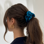 Organic Premium Silk Scrunchie - Vanilla Blue