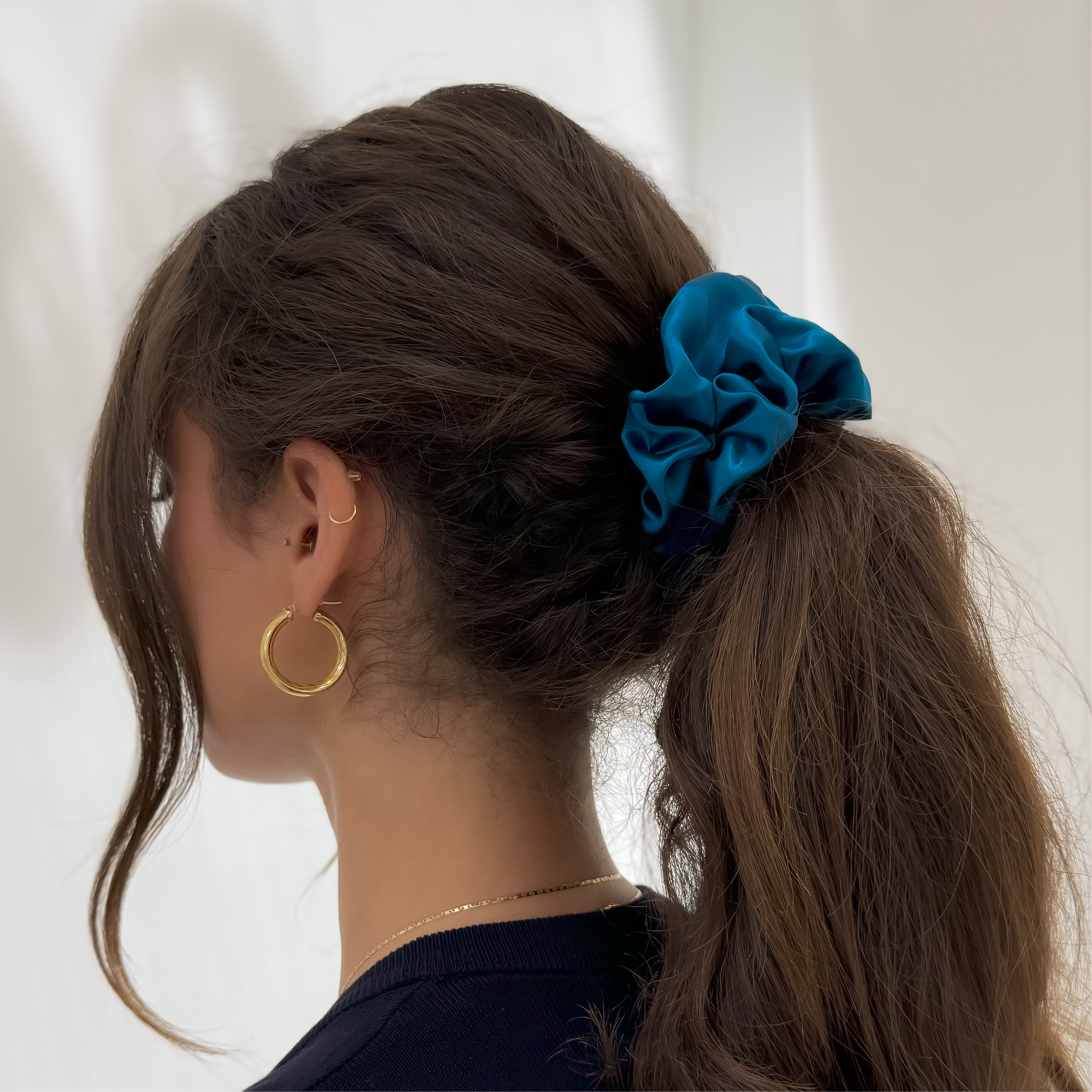 Organic Premium Silk Scrunchie - Vanilla Blue